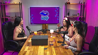 JOI WITH HOT BRUNETTE