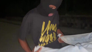 WIFE MAKES FAN CUM 3 TIMES RUBBING HOT WITHOUT A CONDOM ORAL SEX IN FRONT OF EVERYONE IN PUBLIC